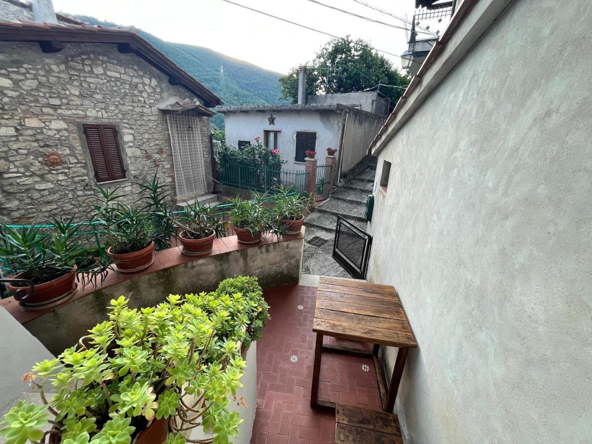 Appartamento A Valle San Martino Di Spoleto Exterior photo
